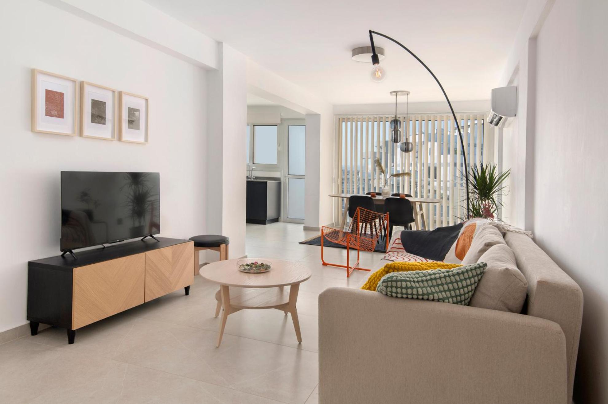 Amazing Two Bedroom Apartment Larnaca Eksteriør billede