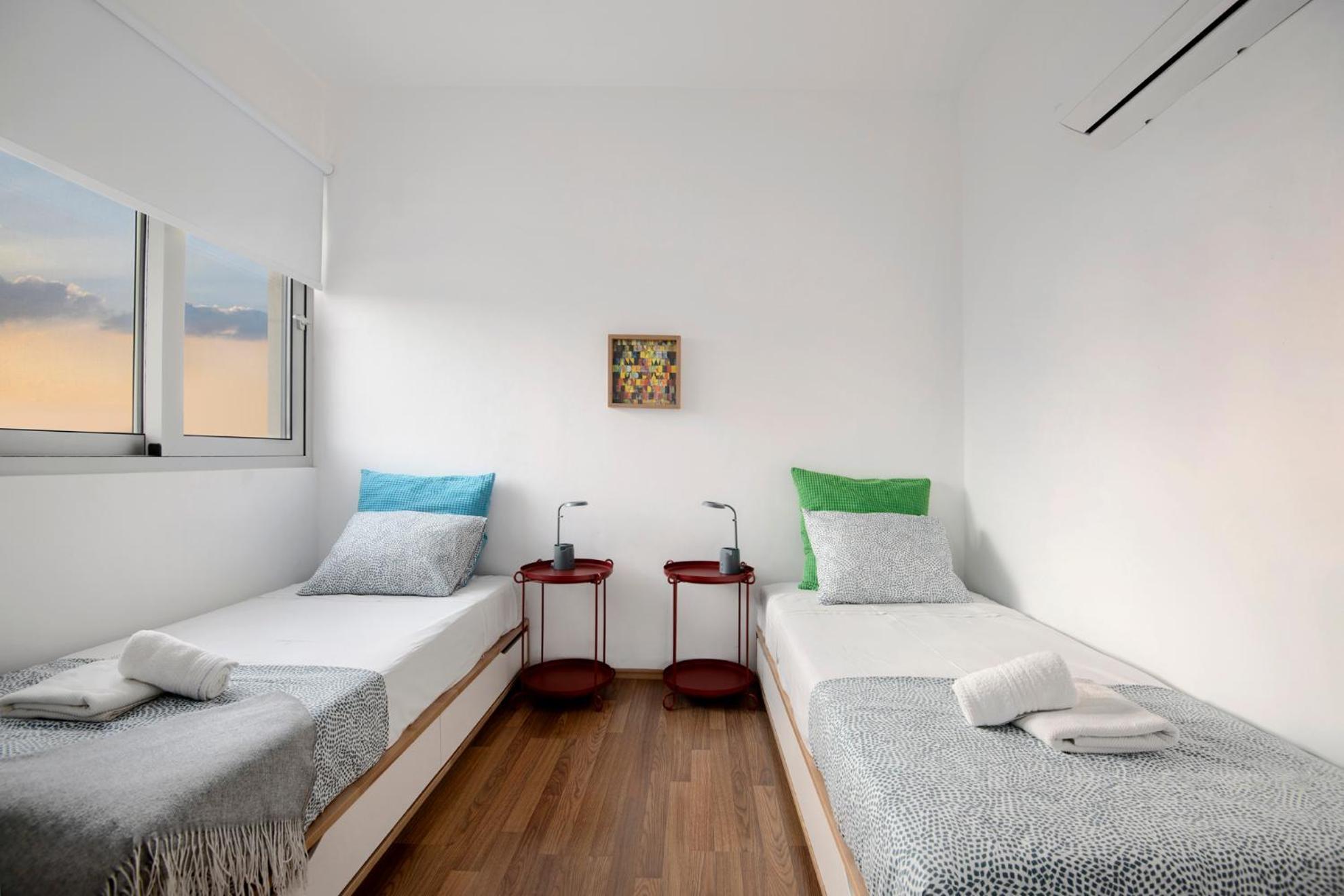 Amazing Two Bedroom Apartment Larnaca Eksteriør billede